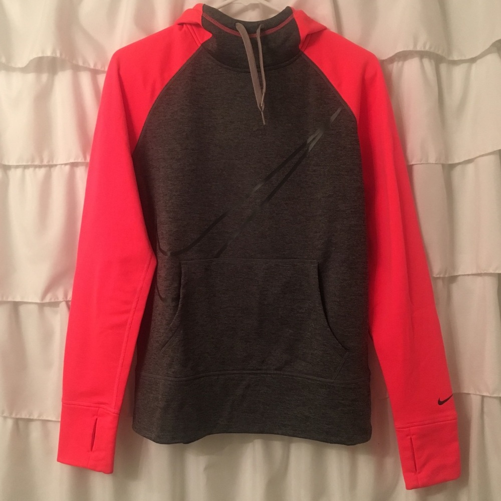 Women’s Nike Pullover Sweatshirt
